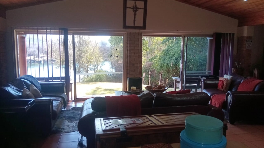 9 Bedroom Property for Sale in Parys Free State